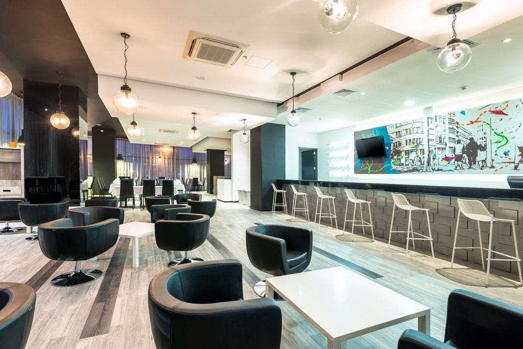 Готель Wyndham Богота Екстер'єр фото The lounge at the airport